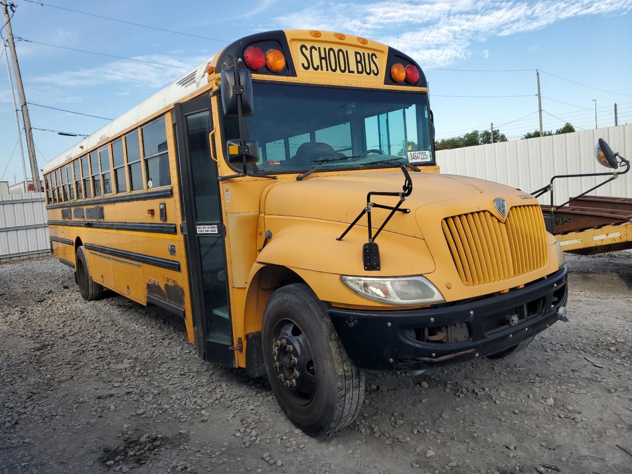 2013 Ic Corporation Ce Series School VIN 4DRBUSKPXDB306910 COPART salvage auction — Minor Dent/Scratches, MO - CERTIFICATE OF TITLE, sold $1,500 on 2026-07-08 (photo 1)