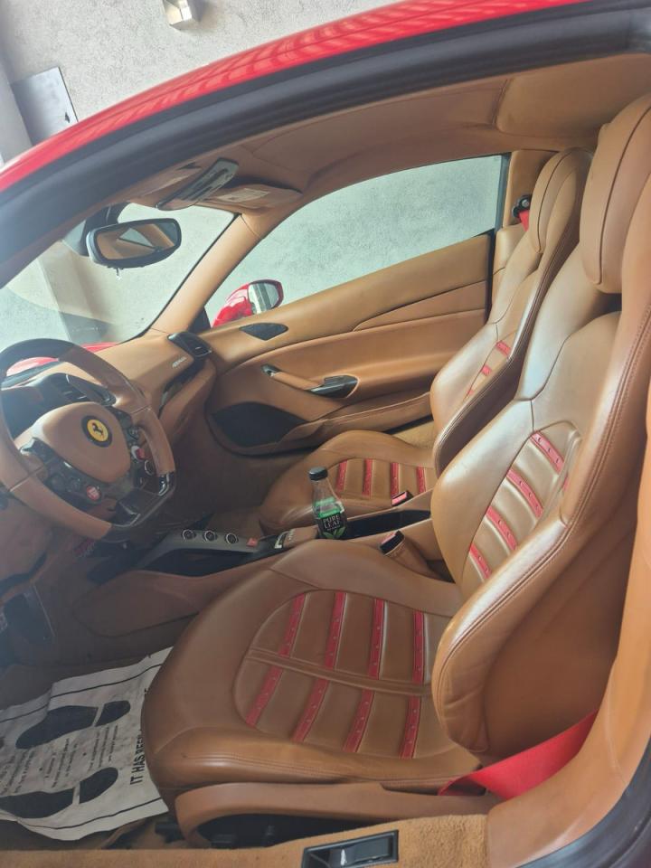 2016 Ferrari 488 GTB VIN ZFF79ALA5G0214993 COPART salvage auction — Minor Dent/Scratches, AZ - CERT OF TITLE-RESTORED SALVAGE (P), sold $70,500 on 2025-12-05 (photo 6)