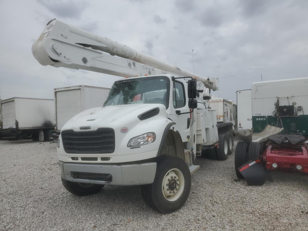 2025 Freigliner All other VIN 3ALKCYFE1SDVJ8327 COPART salvage auction — Rollover, IL - SALVAGE CERTIFICATE, sold $26,500 on 2026-04-16 (photo 2)