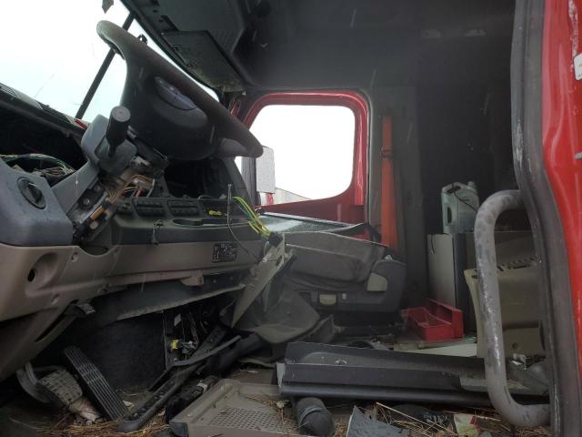 2015 Freightliner Cascadia 1 VIN 3AKJGLD56FSGB3332 COPART salvage auction — STRIPPED, OK - CERTIFICATE OF TITLE (P), sold $225 on 2026-07-29 (photo 5)
