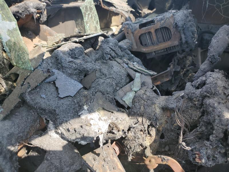 2015 Ford F-550 super duty VIN 1FD0W5HT2FED57911 COPART salvage auction — BURN, Tx - Salvage Vehicle Title, sold $250 on 2026-07-30 (photo 9)