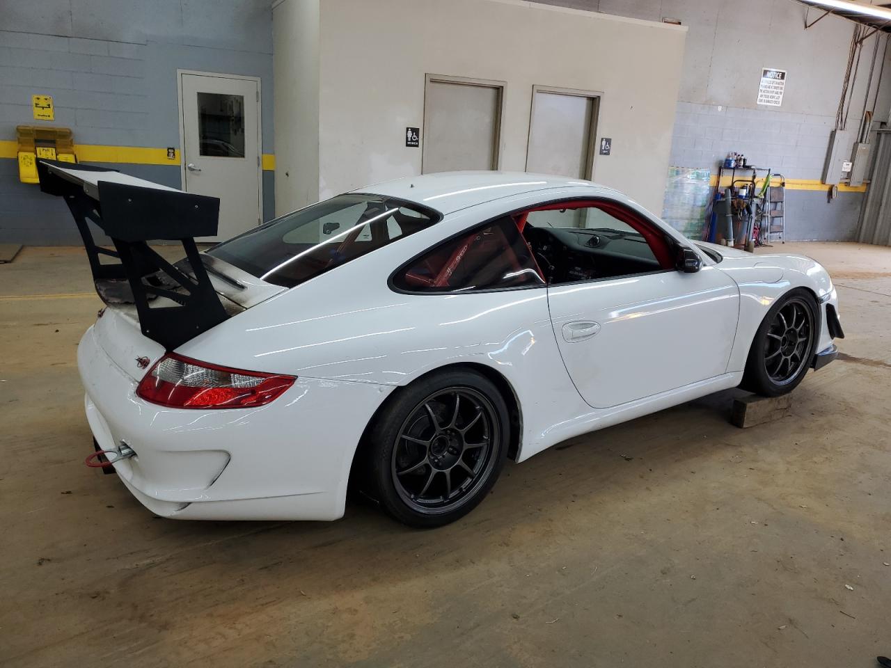 2006 Porsche 911 VIN WP0AA29946S715696 COPART salvage auction — Burn Engine, NC - SALVAGE CERTIFICATE OF TITLE, sold $22,500 on 2025-12-10 (photo 3)