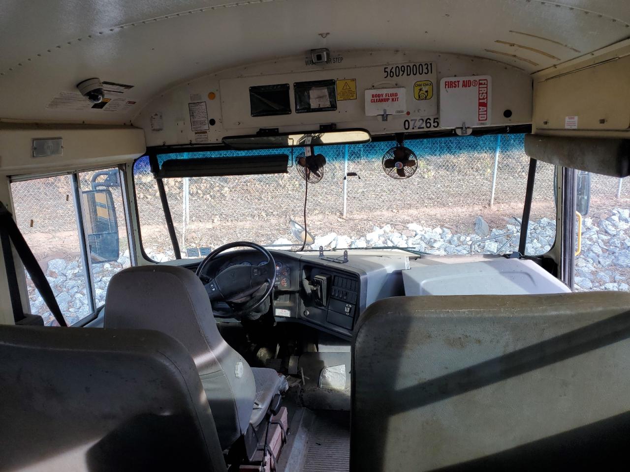 2009 Ic Ce Series School VIN 4DRBUSKN79B102202 COPART salvage auction — Normal Wear, PA - CERT OF TITLE, sold $1,400 on 2026-07-08 (photo 5)