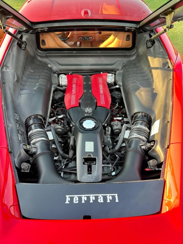 2016 Ferrari 488 GTB VIN ZFF79ALA5G0214993 COPART salvage auction — Minor Dent/Scratches, AZ - CERT OF TITLE-RESTORED SALVAGE (P), sold $70,500 on 2025-12-05 (photo 7)