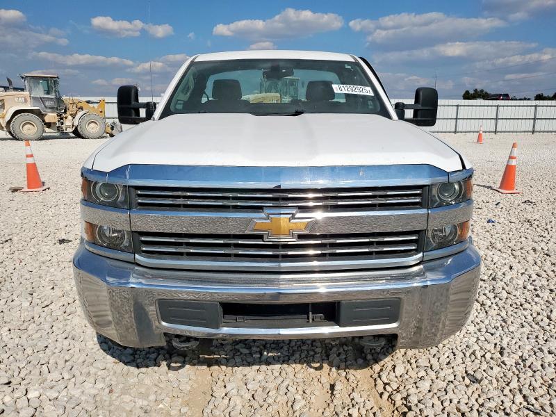 2018 Chevrolet Silverado VIN 1GC0CUEG7JZ275267 COPART salvage auction — SIDE, Tx - Salvage Vehicle Title, sold $4,100 on 2026-07-09 (photo 5)