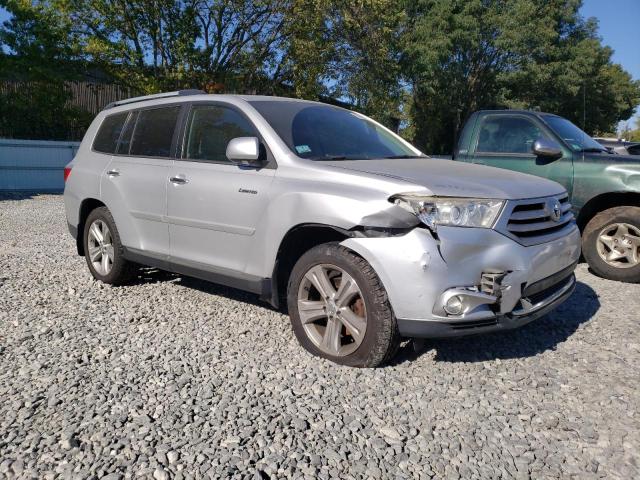 2013 Toyota Highlander VIN 5TDDK3EH4DS243115 COPART salvage auction — FRONT END, Salvage Title, sold $3,600 on 2026-07-31 (photo 4)