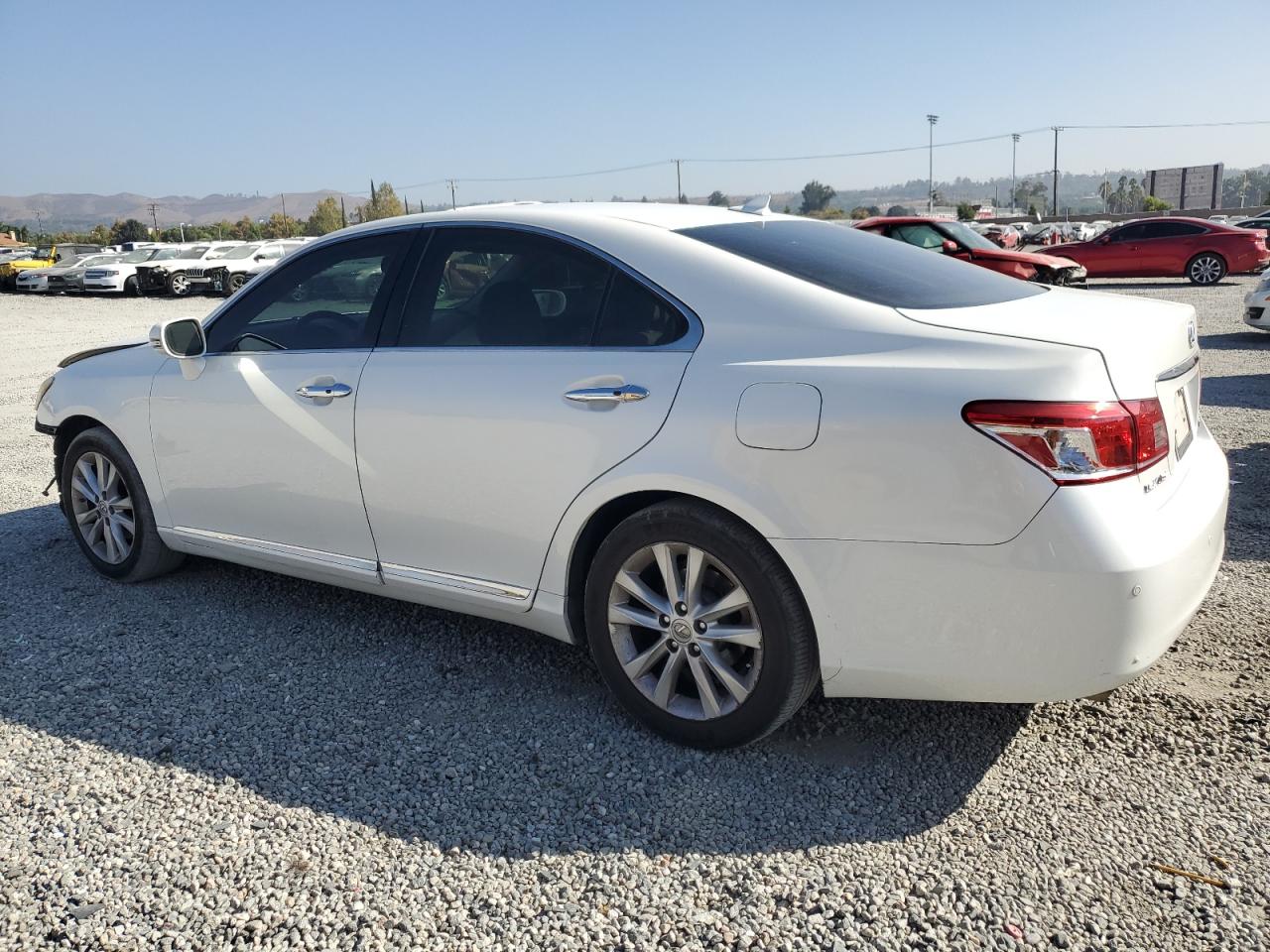 2010 Lexus ES VIN JTHBK1EG3A2370958 COPART salvage auction — Front End, CA - DIS/DLR/EXP ONLY CLEAN TITLE, sold $1,250 on 2025-11-05 (photo 2)