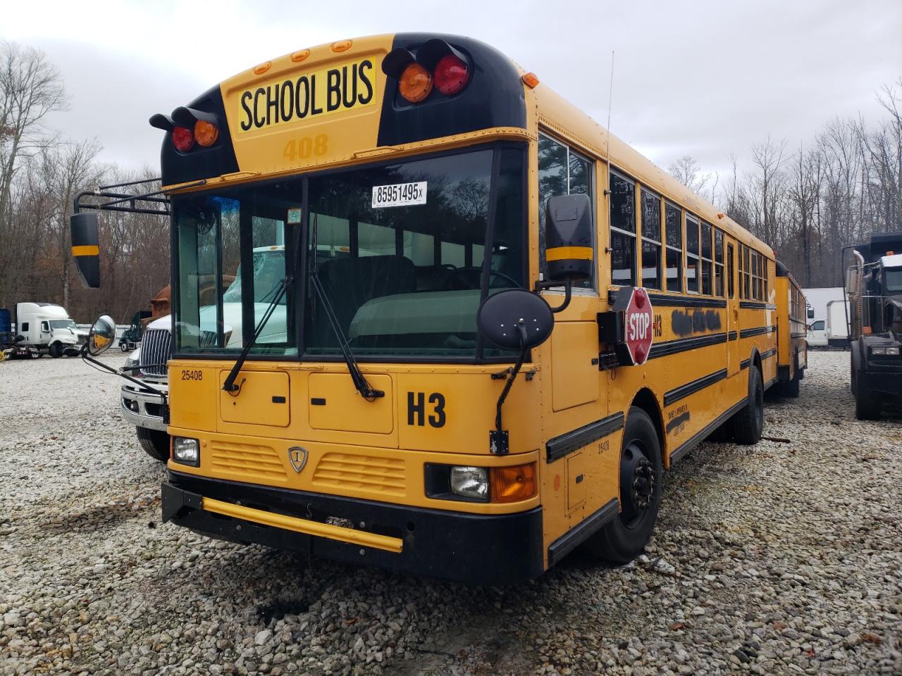 2014 Ic Corporation Re Series School VIN 4DRBWAAN3EB025800 COPART salvage auction — Minor Dent/Scratches, MA - CERTIFICATE OF TITLE, sold $1,000 on 2026-07-08 (photo 2)