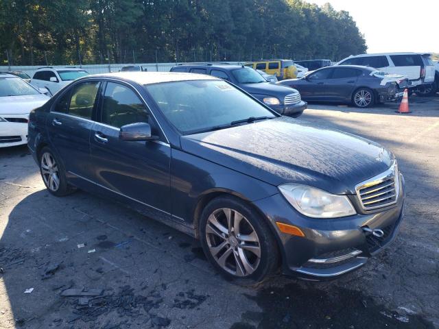 2013 Mercedes-benz C class VIN WDDGF4HB8DR285497 COPART salvage auction — SIDE, Ga - Derelict Bos/Parts Only, sold $875 on 2026-07-31 (photo 4)