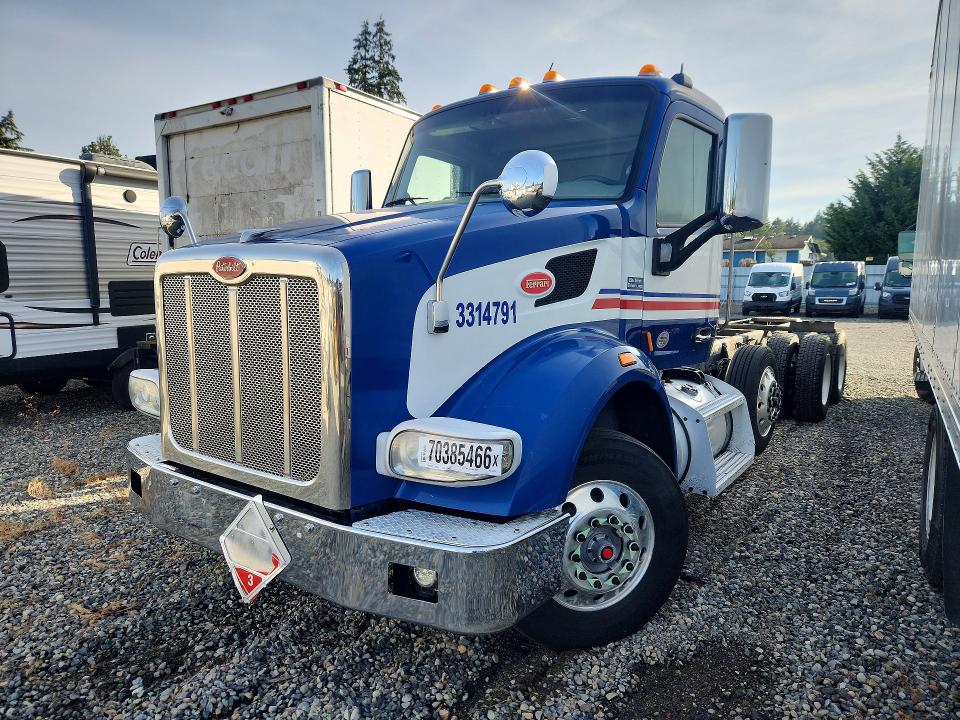 2018 Peterbilt 567 VIN 1NPCXP0X0JD473785 — COPART salvage auction photo