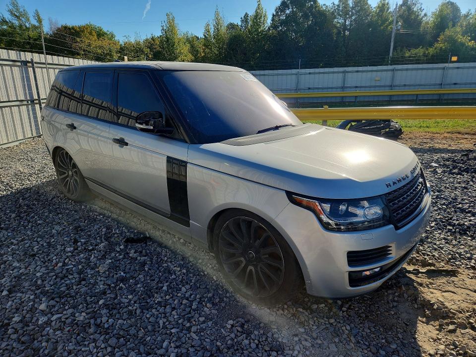 2017 Land rover RANGE ROVER VIN SALGS2FV3HA370610 COPART salvage auction — NORMAL WEAR, VA - CERTIFICATE OF TITLE, sold $2,800 on 2026-10-09 (photo 4)