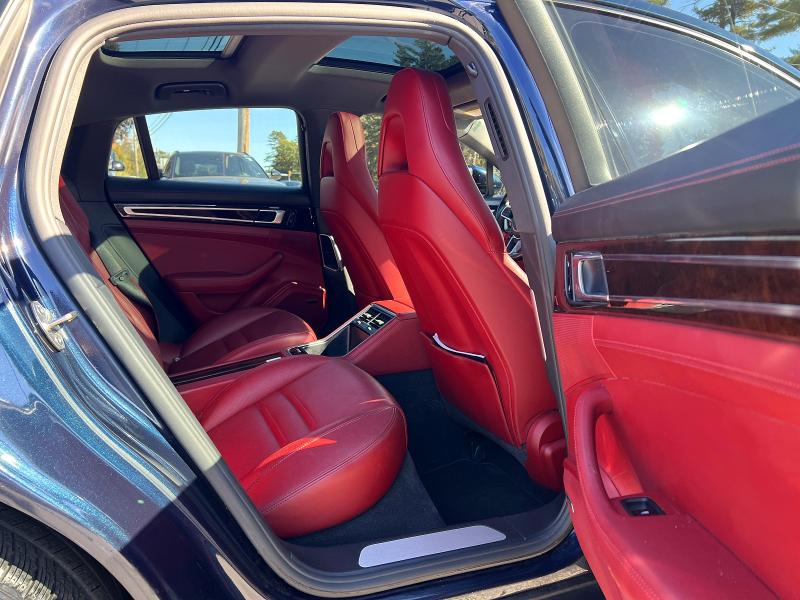 2018 Porsche Panamera VIN WP0AA2A72JL100268 COPART salvage auction — MINOR DENT/SCRATCHES, CT, sold $22,900 on 2026-10-14 (photo 6)
