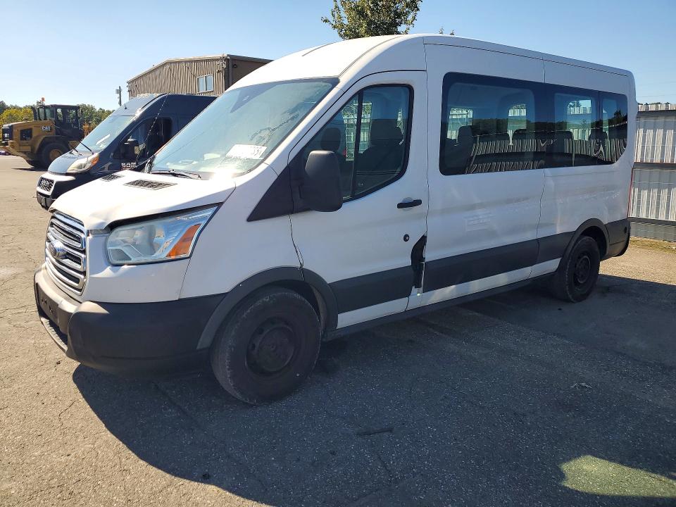 2016 Ford Transit VIN 1FBAX2CM3GKA14438 COPART salvage auction — MINOR DENT/SCRATCHES, PA - CERT OF TITLE (P), sold $7,400 on 2026-10-22 (photo 1)