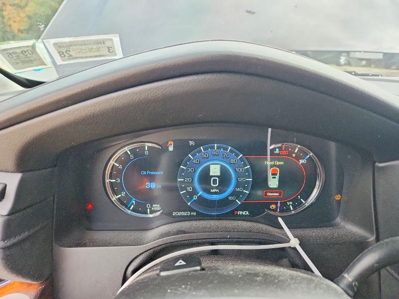 2017 Cadillac Escalade VIN 1GYS4BKJ1HR211739 COPART salvage auction — NORMAL WEAR, NY - CERTIFICATE OF TITLE (P), sold $8,300 on 2026-10-07 (photo 9)