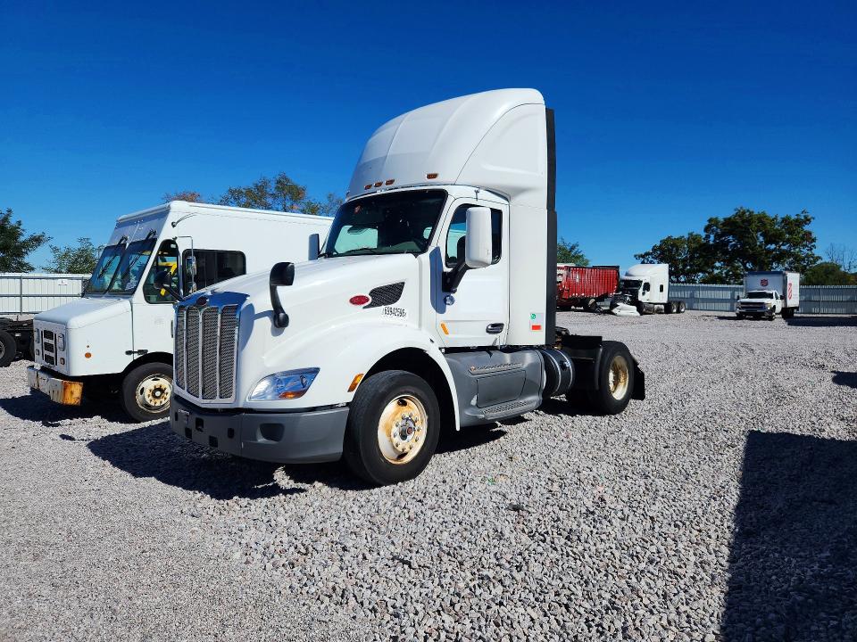 2018 Peterbilt 579 VIN 1XPBA48X1JD478449 — COPART salvage auction photo