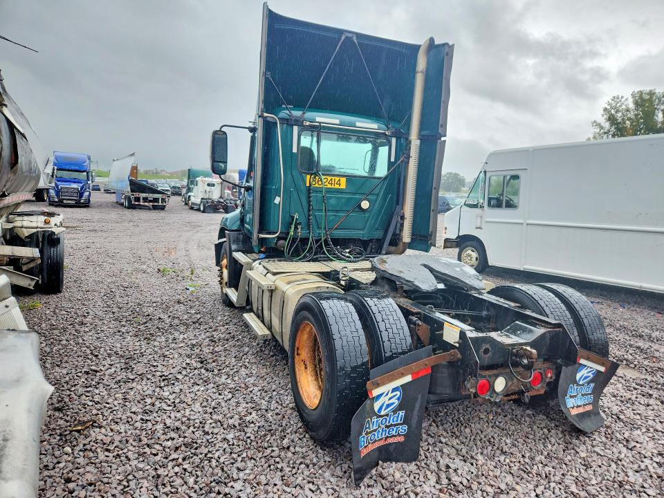 2017 Mack All other VIN 1M1AW01X0HM009722 COPART salvage auction — NORMAL WEAR, WI - CERTIFICATE OF TITLE (P), sold $600 on 2026-10-06 (photo 2)