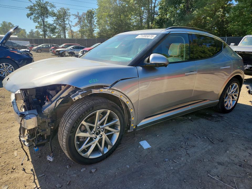 2025 Genesis Gv60 VIN KMUKCDSC8SU027762 — COPART salvage auction photo