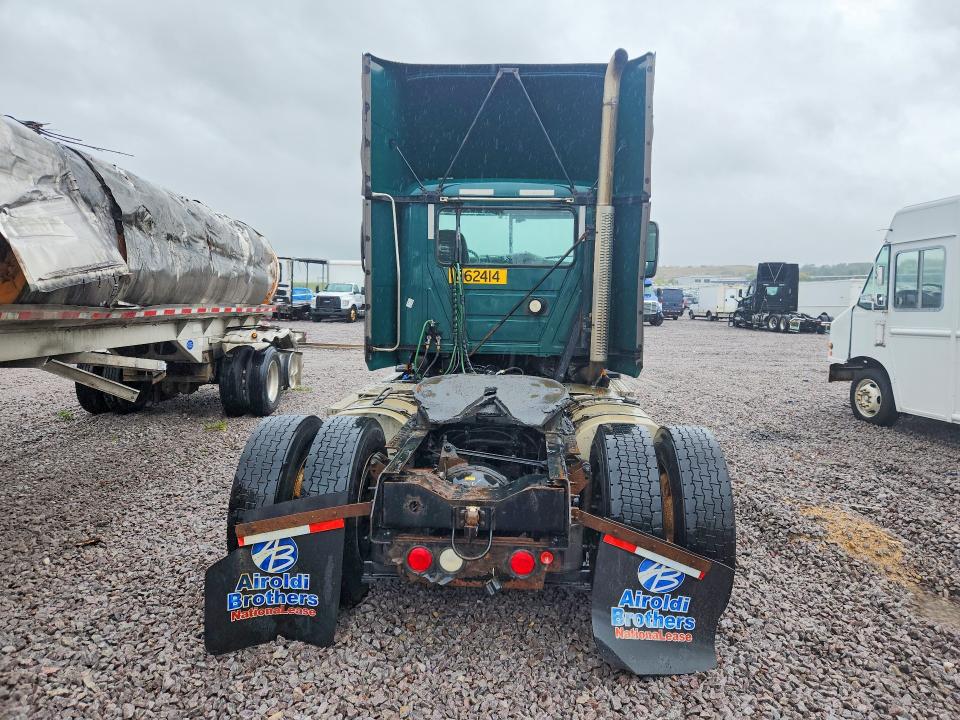 2017 Mack All other VIN 1M1AW01X0HM009722 COPART salvage auction — NORMAL WEAR, WI - CERTIFICATE OF TITLE (P), sold $600 on 2026-10-06 (photo 6)