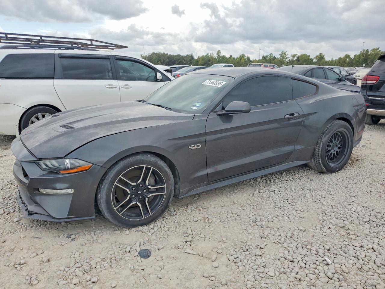 2020 Ford Mustang VIN 1FA6P8CF1L5124862 — COPART salvage auction photo