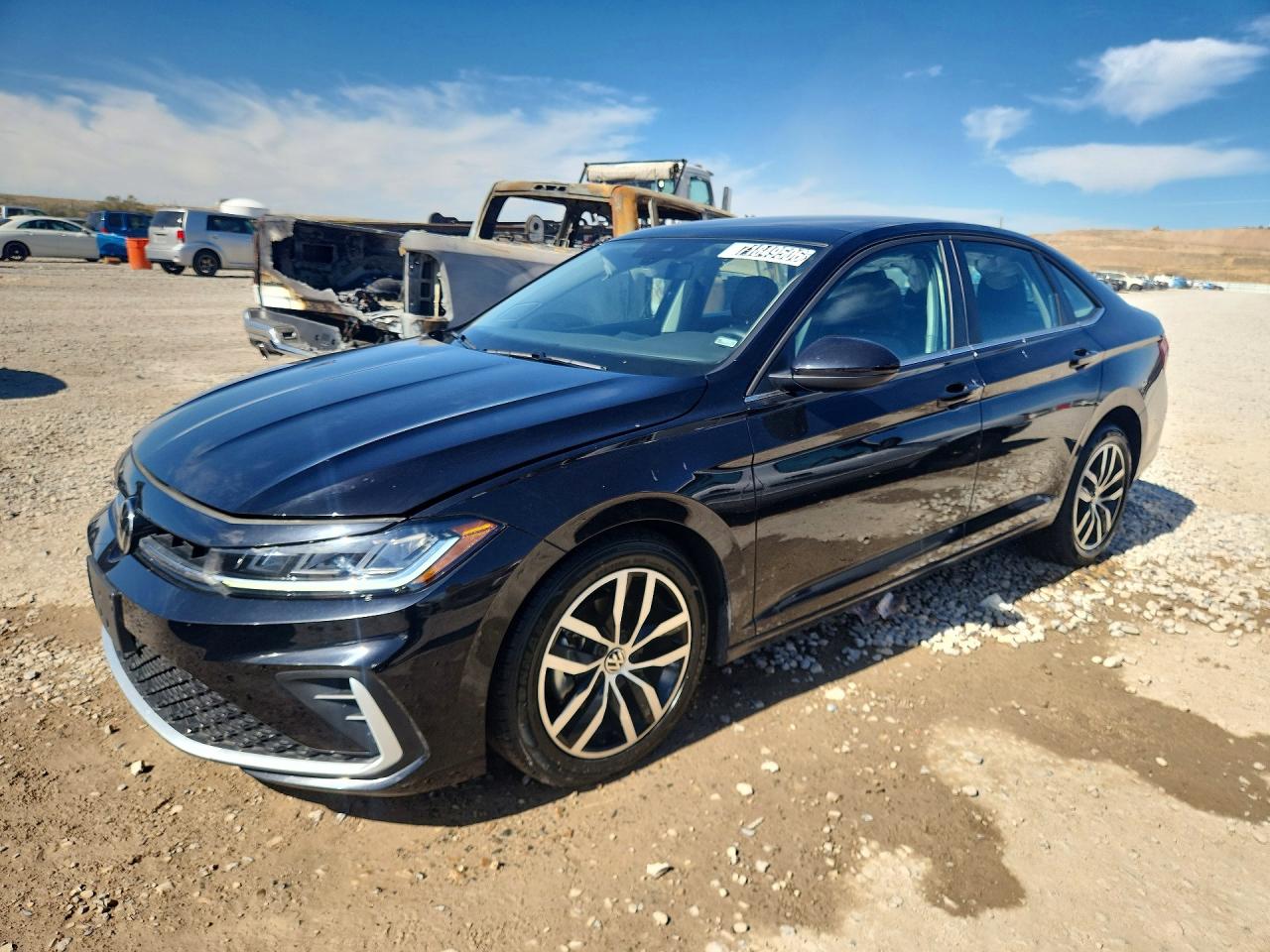 2025 Volkswagen Jetta VIN 3VW7X7BU8SM037331 — COPART salvage auction photo