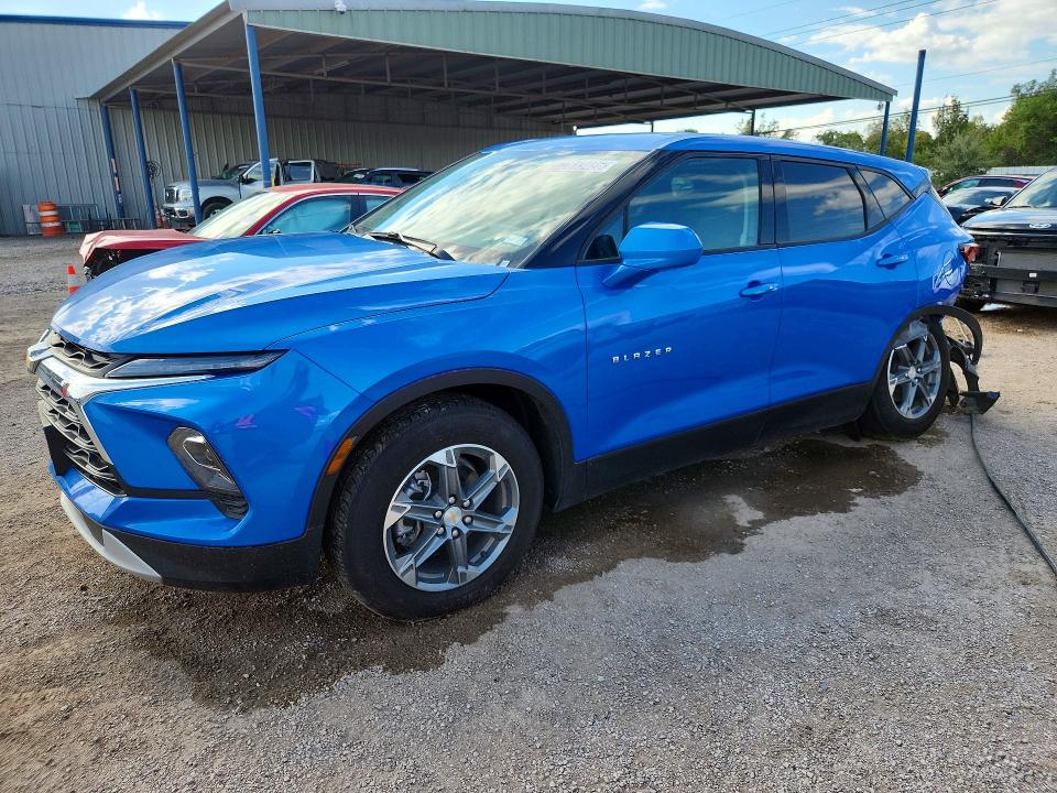 2026 Chevrolet Blazer VIN 3GNKBHR42TS142362 — COPART salvage auction photo