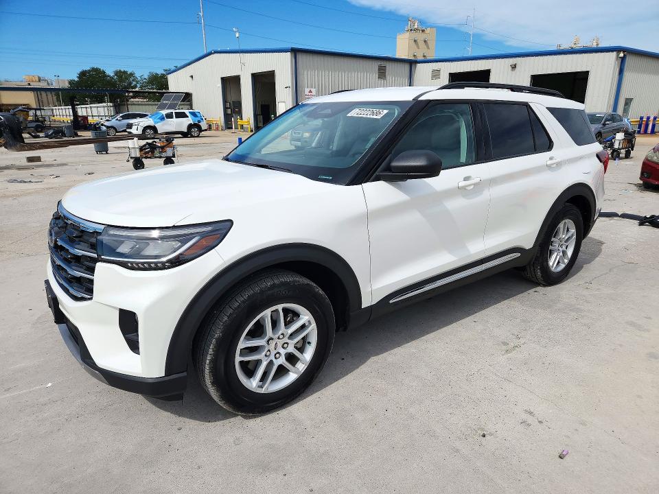 2025 Ford Explorer VIN 1FMUK7DH2SGC63360 — COPART salvage auction photo
