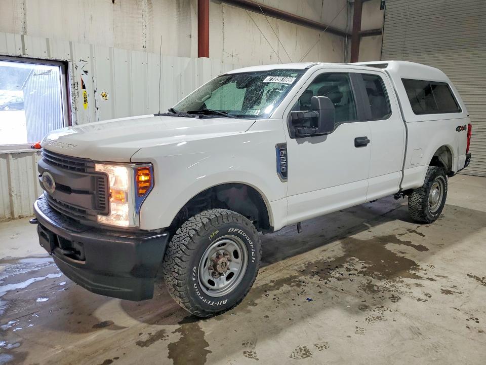 2018 Ford F-250 super duty VIN 1FT7X2B60JEB66692 — COPART salvage auction photo