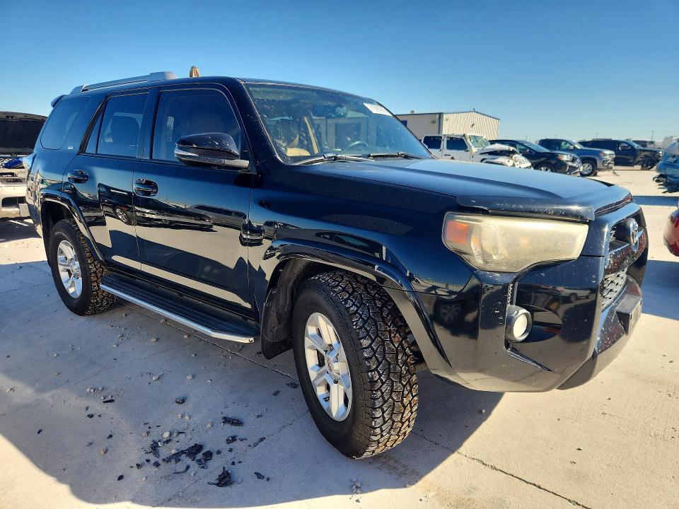 2016 Toyota 4runner VIN JTEZU5JRXG5110357 COPART salvage auction — REAR END, TX - SALVAGE VEHICLE TITLE (P), sold $7,700 on 2026-10-09 (photo 4)