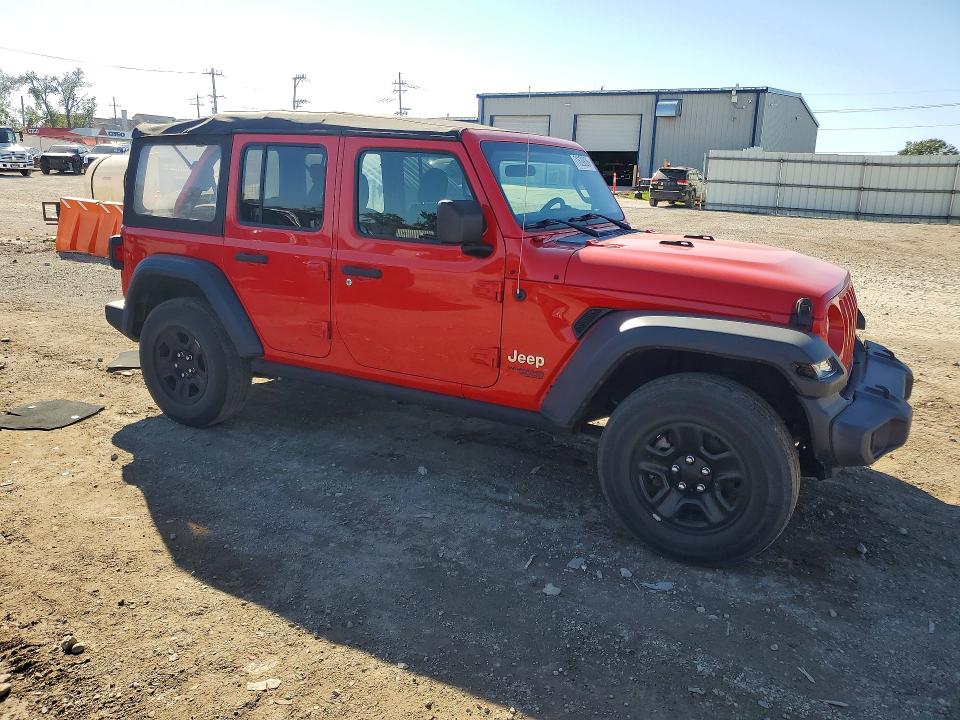 2020 Jeep Wrangler / VIN 1C4HJXDN8LW151734 COPART salvage auction — VANDALISM, IL, sold $8,200 on 2026-10-21 (photo 4)