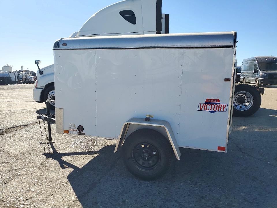 2026 Interstate Unknown VIN 4RAVS0810TK111876 COPART salvage auction — NORMAL WEAR, TN - DIS/DLR/EXP ONLY CLEAN TITLE (P), sold $1,800 on 2026-10-22 (photo 2)