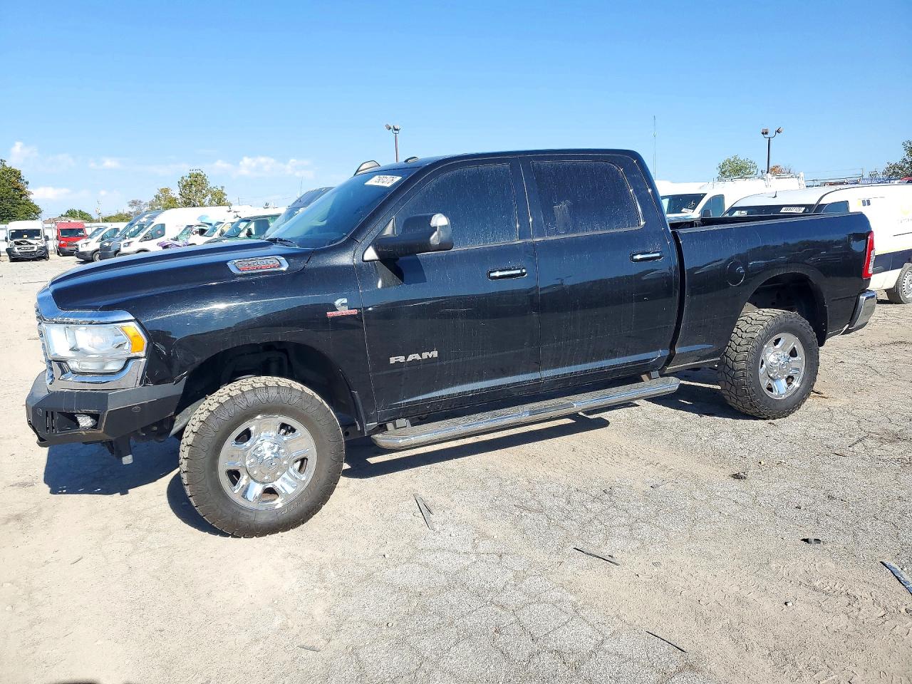 2019 Ram 2500 VIN 3C6UR5DL5KG631082 — COPART salvage auction photo
