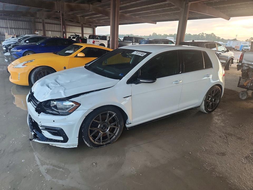 2019 Volkswagen Golf r VIN WVWVA7AU4KW208377 — COPART salvage auction photo
