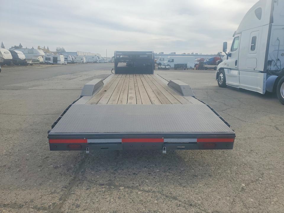 2026 Lamar Unknown VIN 5RVGB3224TP146377 COPART salvage auction — NORMAL WEAR, TN - CERTIFICATE OF TITLE (P), sold $2,800 on 2026-10-17 (photo 6)