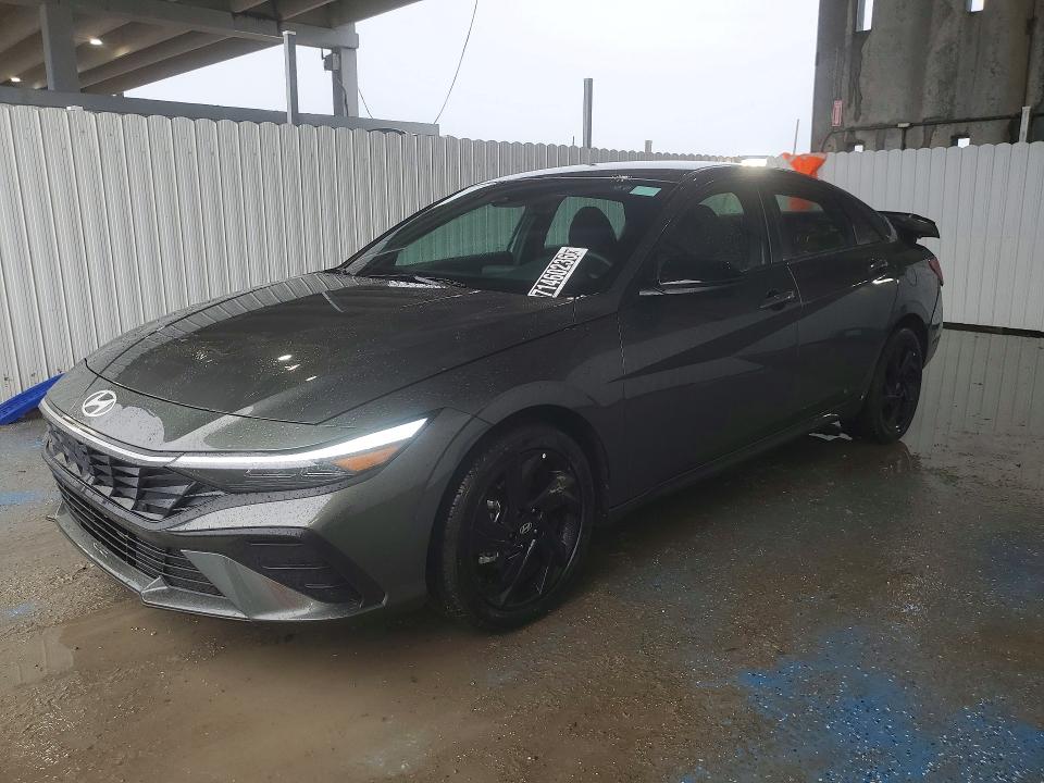 2026 Hyundai Elantra VIN KMHLM4DG5TU286582 — COPART salvage auction photo