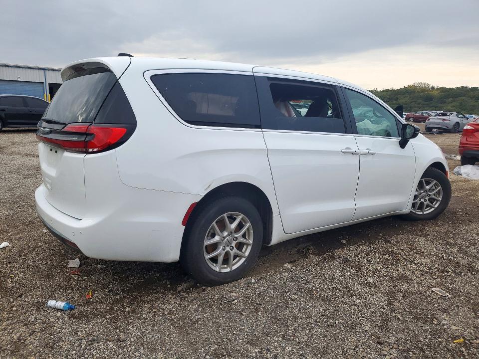 2025 Chrysler Pacifica VIN 2C4RC1BG0SR518620 COPART salvage auction — SIDE, Fl - Certificate Of Destruction, sold $0 on 2026-10-17 (photo 3)