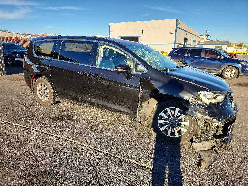 2023 Chrysler Pacifica VIN 2C4RC1L74PR632562 COPART salvage auction — FRONT END, NV - SALVAGE TITLE (P), sold $2,400 on 2026-10-07 (photo 4)