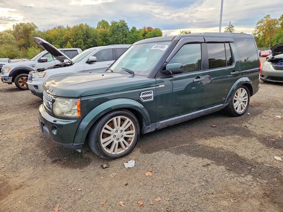 2011 Land rover Lr4 VIN SALAG2D47BA569314 COPART salvage auction — MINOR DENT/SCRATCHES, MA - CERTIFICATE OF TITLE, sold $1,250 on 2026-10-02 (photo 1)