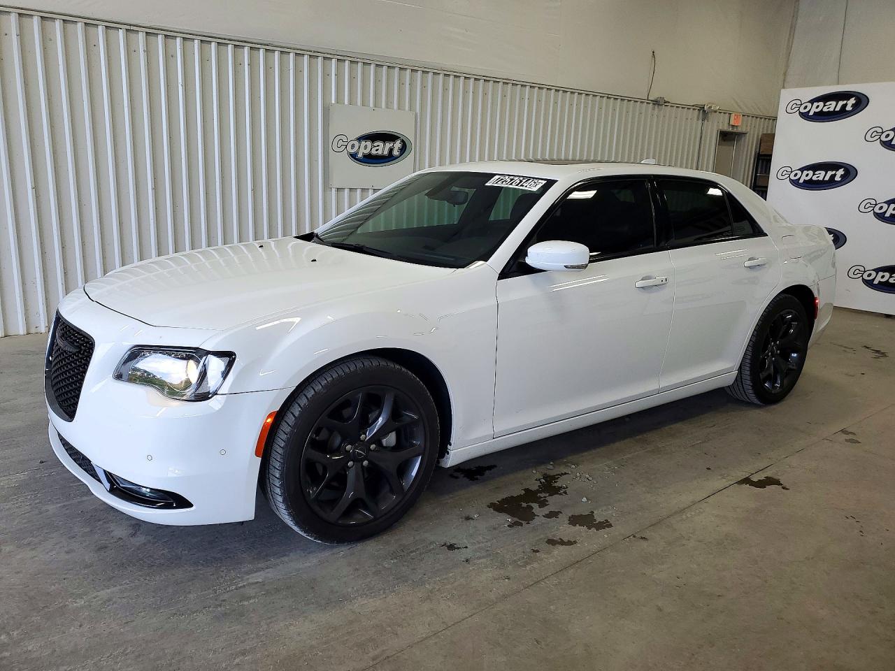 2023 Chrysler 300 VIN 2C3CCABG2PH657848 — COPART salvage auction photo