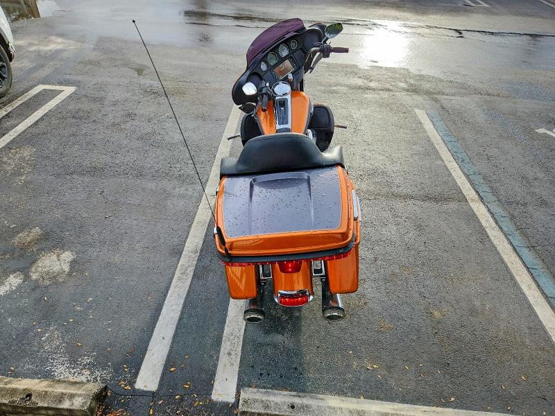 2015 Harley-davidson Flhtcu VIN 1HD1FCM14FB674218 COPART salvage auction — MINOR DENT/SCRATCHES, FL - CERT OF TITLE-REBUILT, sold $2,200 on 2026-10-21 (photo 6)