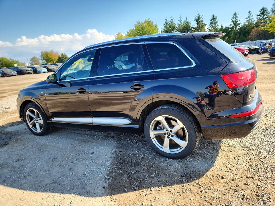 2018 Audi Q7 VIN WA1MAAF70JD011917 COPART salvage auction — FRONT END, On - Permit No Brand - Unfit, sold $13,700 on 2026-10-20 (photo 2)