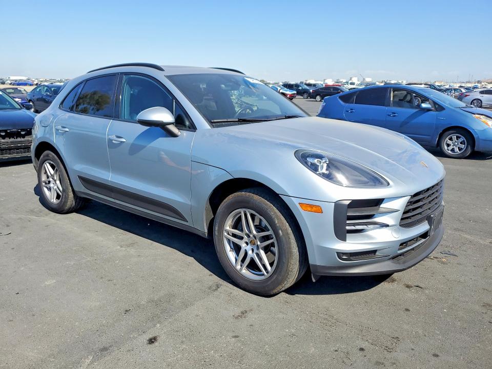2020 Porsche Macan VIN WP1AA2A54LLB13149 COPART salvage auction — REAR END, Ca - Salvage Certificate, sold $8,900 on 2026-10-12 (photo 4)