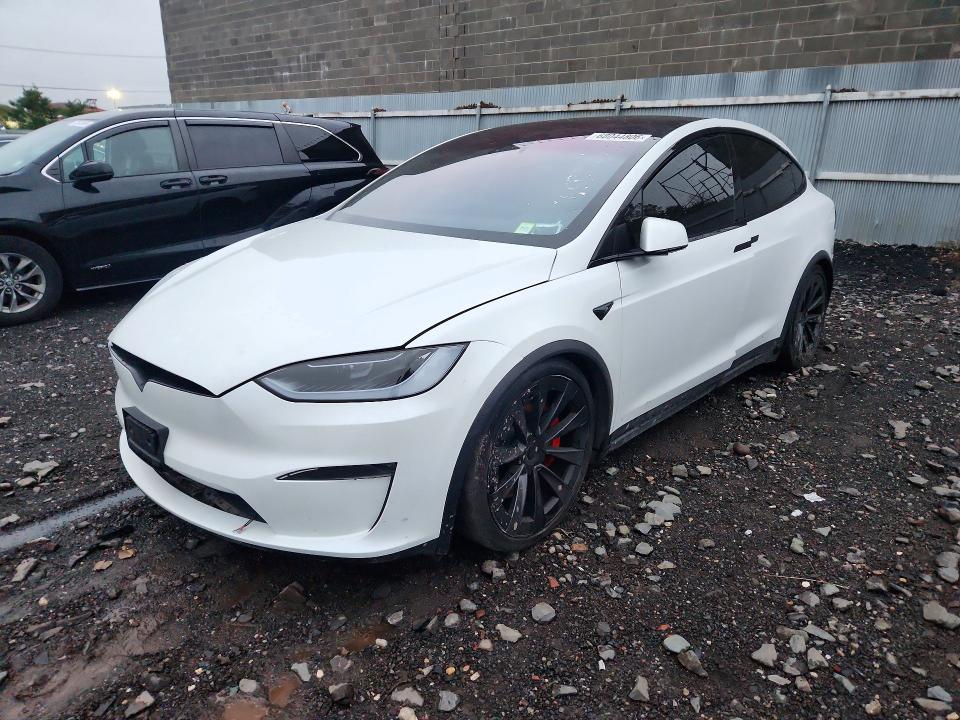 2024 Tesla Model x VIN 7SAXCBE64RF449360 — COPART salvage auction photo
