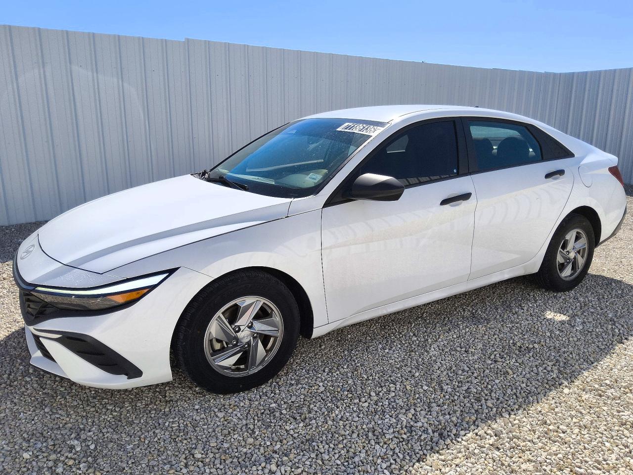 2025 Hyundai Elantra VIN KMHLL4DG9SU858657 — COPART salvage auction photo