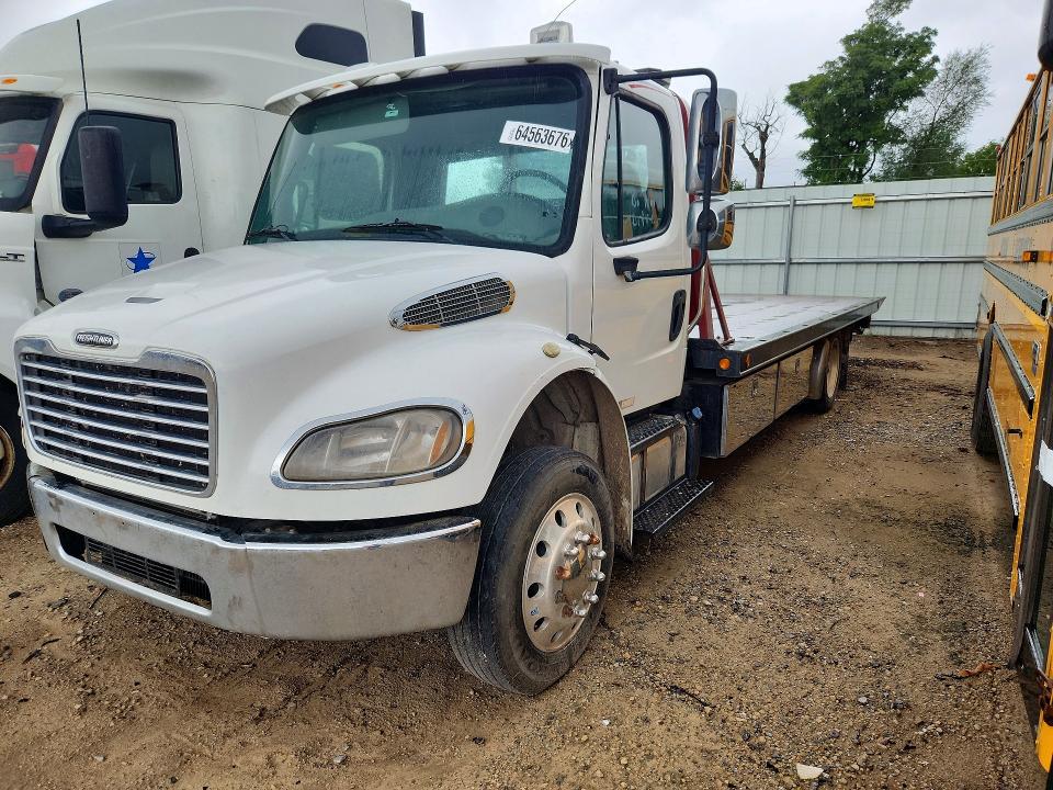 2018 Freightliner M2 106 VIN 1FVACWFC7JHJX2680 — COPART salvage auction photo