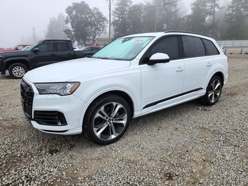 2020 Audi Q7 VIN WA1LXAF73LD012847 — COPART salvage auction photo
