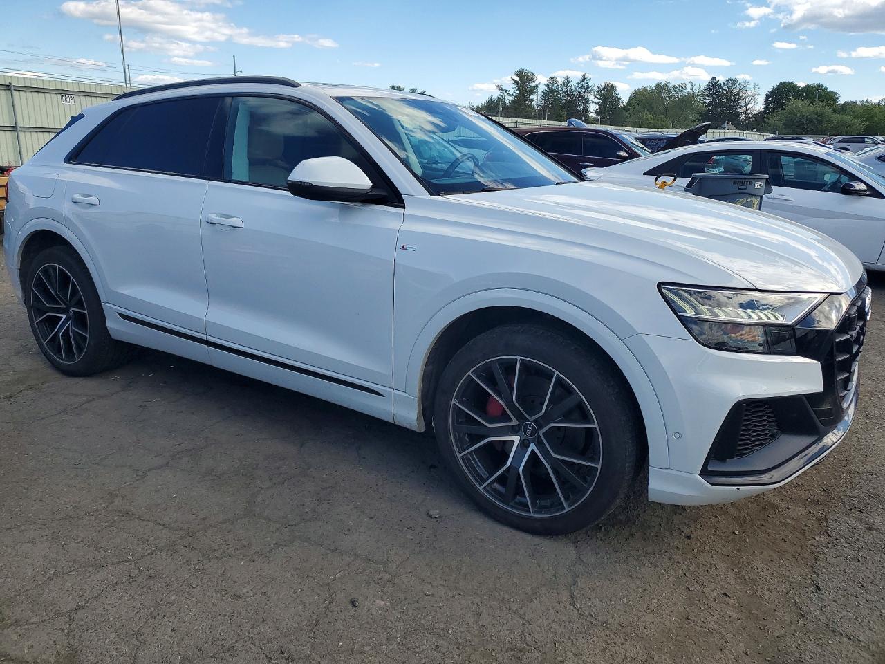 2020 Audi Q8 VIN WA1FVAF12LD021988 COPART salvage auction — Normal Wear, PA - CERT OF TITLE, sold $22,500 on 2026-10-22 (photo 4)