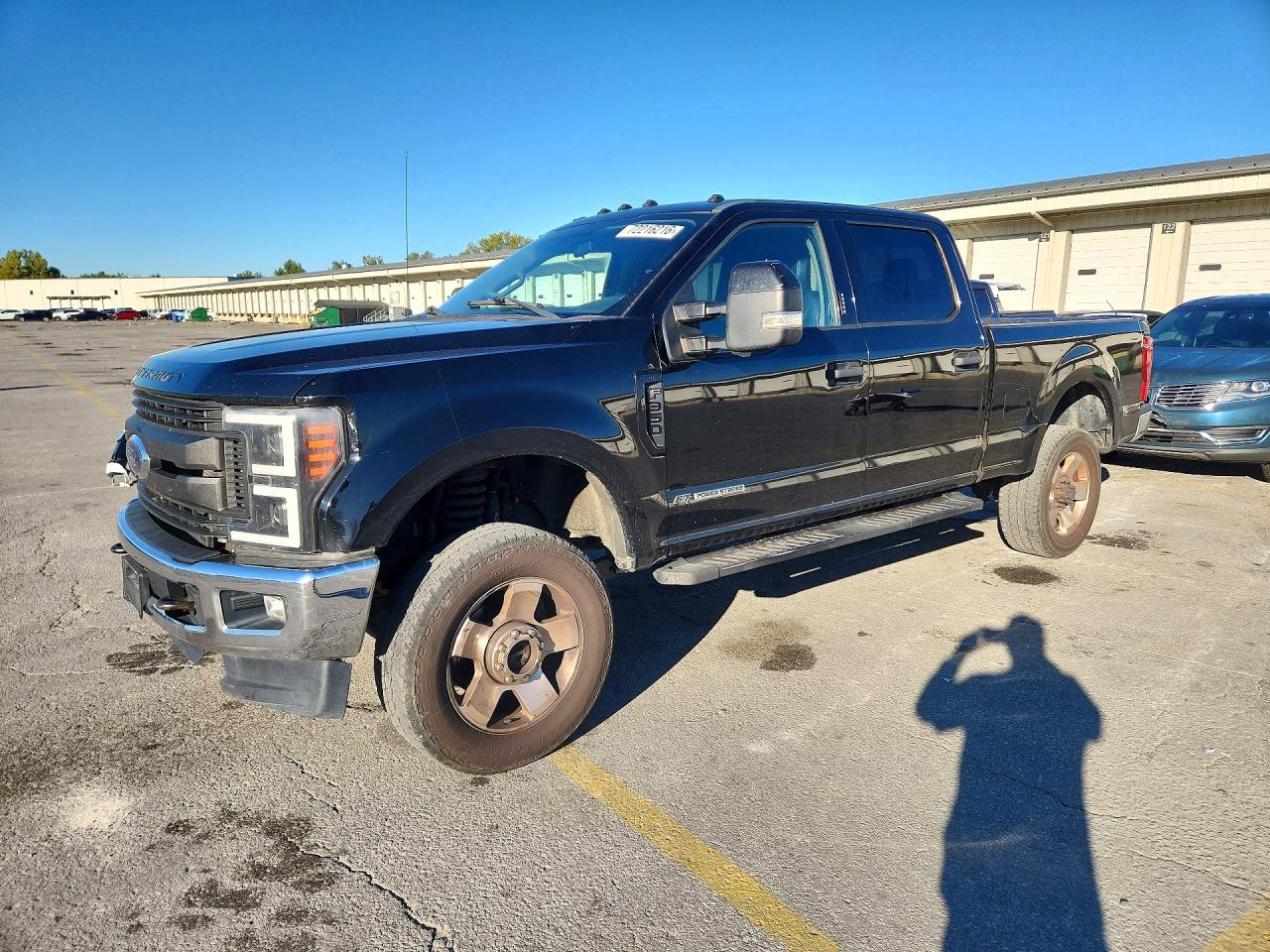 2017 Ford F-350 Super Duty VIN 1FT8W3BT0HEB63238 — COPART salvage auction photo