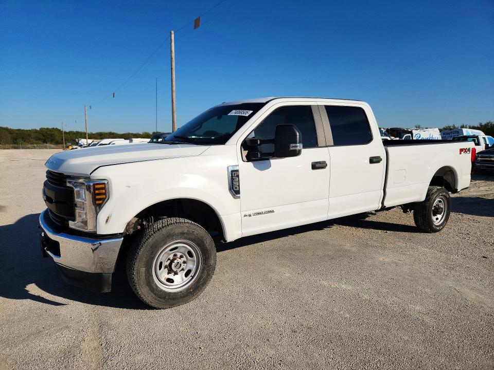 2019 Ford F-350 super duty VIN 1FT8W3BT3KEG71050 — COPART salvage auction photo