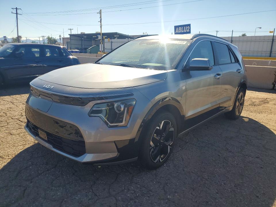 2023 Kia Niro VIN KNDCR3L18P5071467 — COPART salvage auction photo