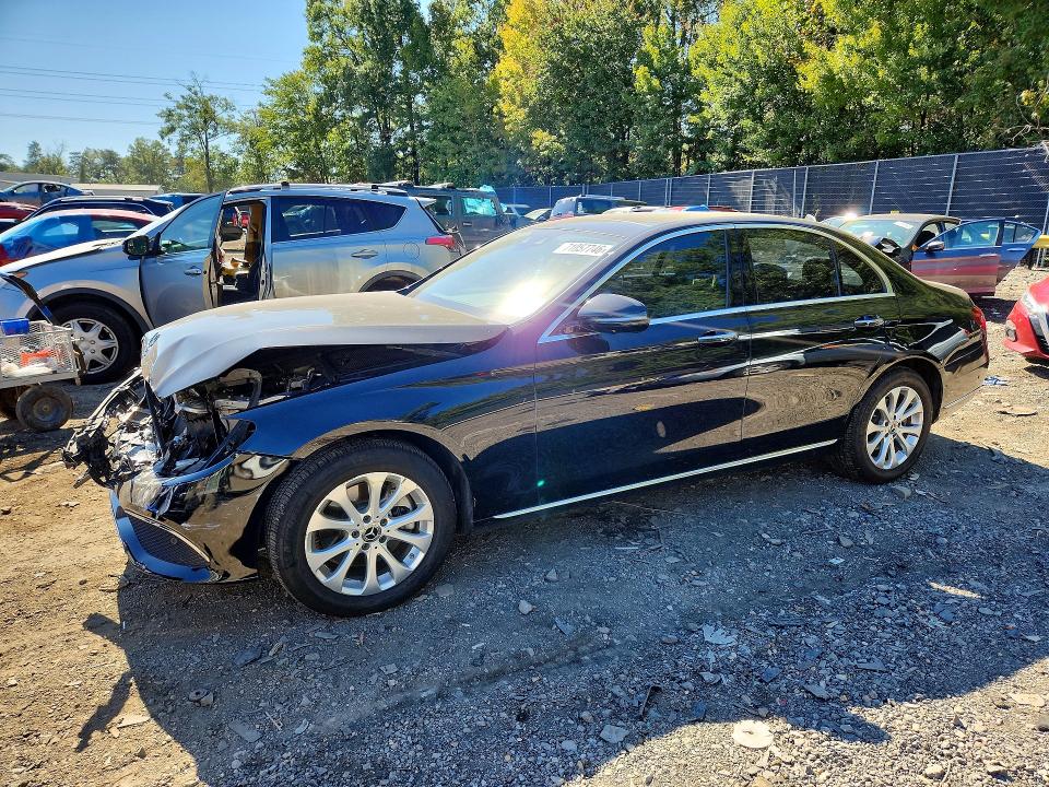 2018 Mercedes-benz E-class VIN WDDZF4KB1JA458272 — COPART salvage auction photo